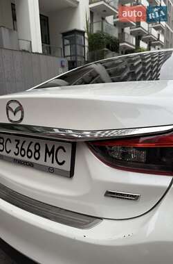 Седан Mazda 6 2015 в 