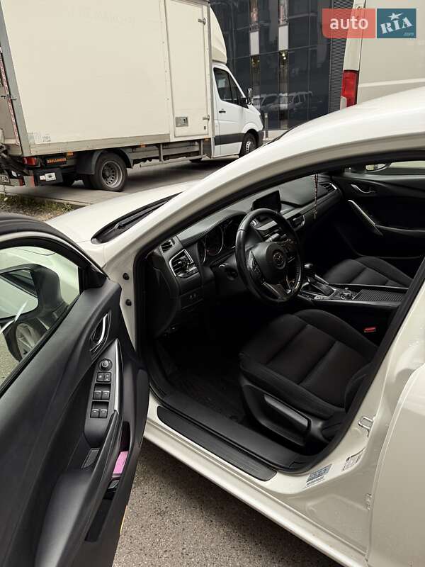 Седан Mazda 6 2015 в Шептицькому