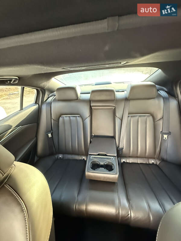 Седан Mazda 6 2018 в Черкассах