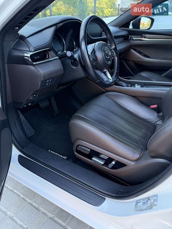 Седан Mazda 6 2018 в Черкассах