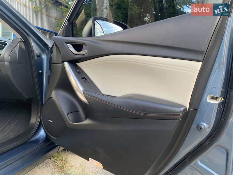 Седан Mazda 6 2014 в Гайсине