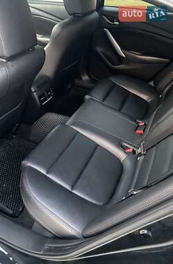 Седан Mazda 6 2013 в 