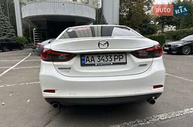 Седан Mazda 6 2015 в 
