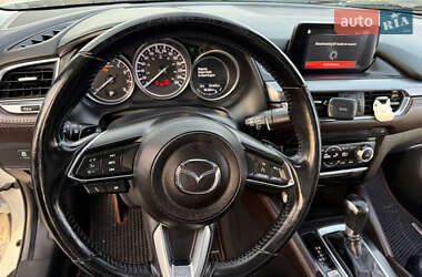 Седан Mazda 6 2017 в 
