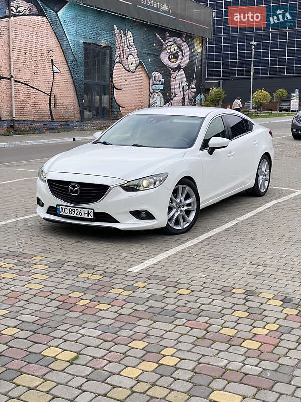 Седан Mazda 6 2012 в 