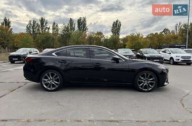 Седан Mazda 6 2015 в 