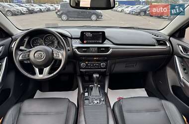 Седан Mazda 6 2015 в 