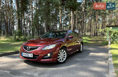 Седан Mazda 6 2011 в 
