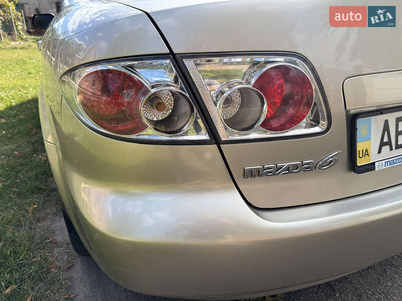 Седан Mazda 6 2004 в Каменском