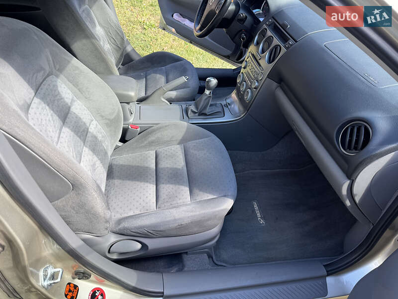 Седан Mazda 6 2004 в Каменском