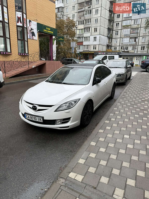 Седан Mazda 6 2008 в Обухове