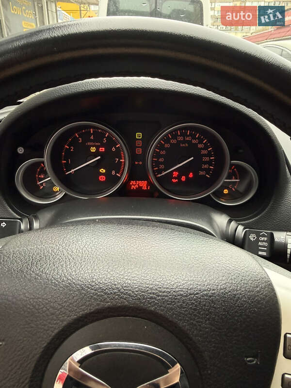 Седан Mazda 6 2008 в Обухове