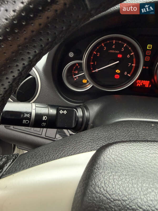 Седан Mazda 6 2008 в Обухове