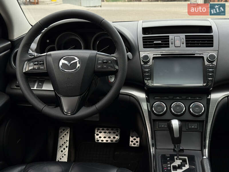 Седан Mazda 6 2011 в Запорожье