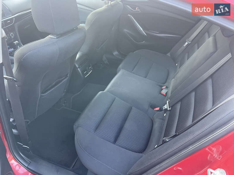 Седан Mazda 6 2014 в Киеве