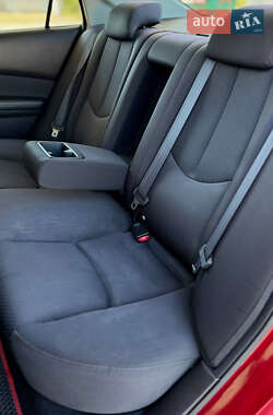 Седан Mazda 6 2012 в 