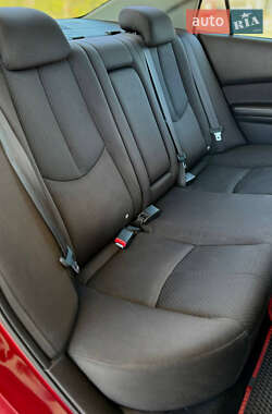 Седан Mazda 6 2012 в 