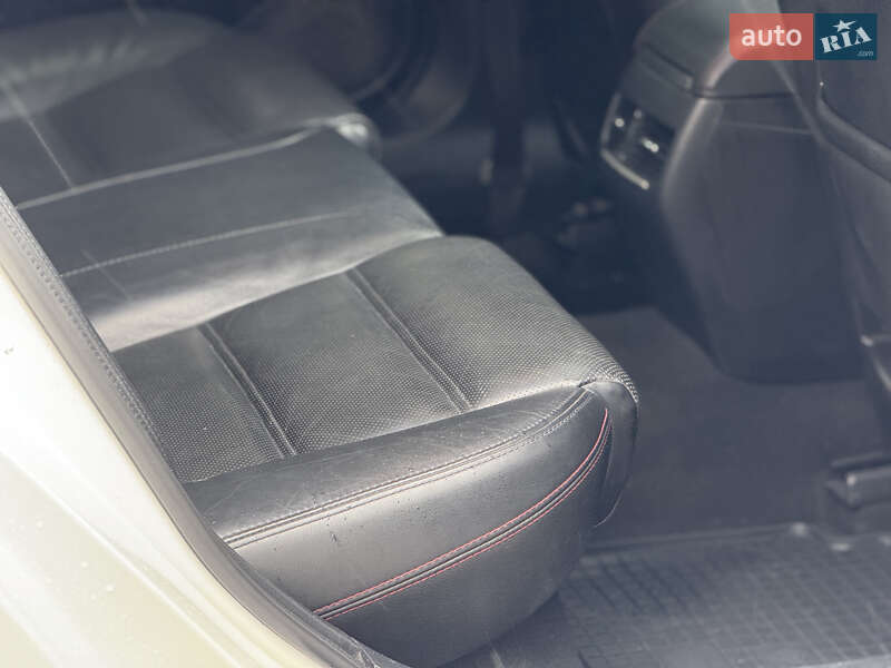 Седан Mazda 6 2014 в Тернополе