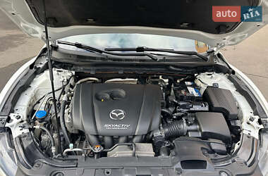 Седан Mazda 6 2013 в 