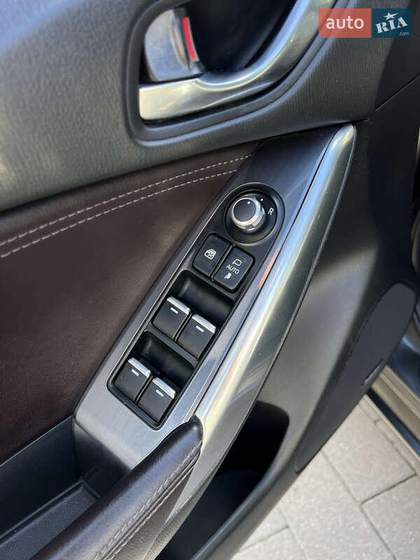 Седан Mazda 6 2016 в Мукачево