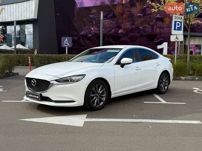 Седан Mazda 6 2019 в Киеве