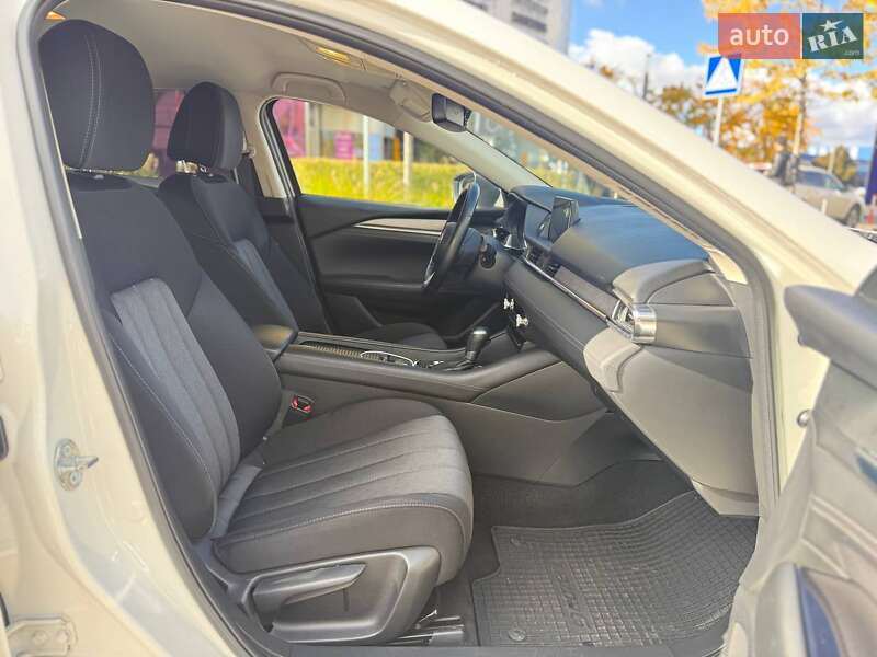 Седан Mazda 6 2019 в Киеве