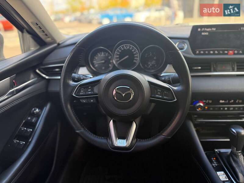 Седан Mazda 6 2019 в Киеве