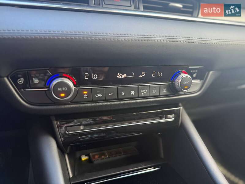 Седан Mazda 6 2019 в Киеве