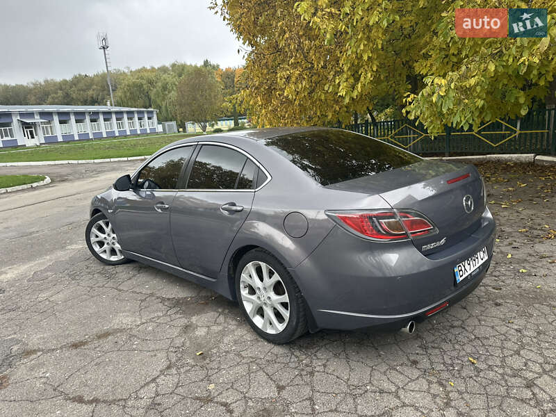 Седан Mazda 6 2008 в Волочиске