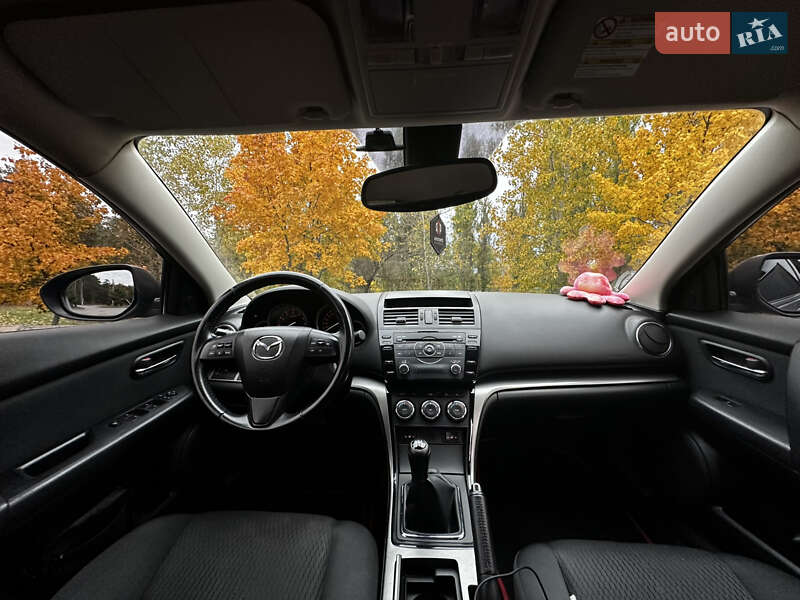 Седан Mazda 6 2010 в Горішніх Плавнях