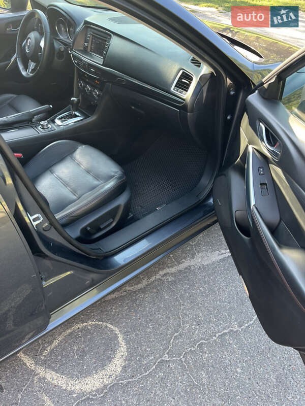 Седан Mazda 6 2012 в Горішніх Плавнях