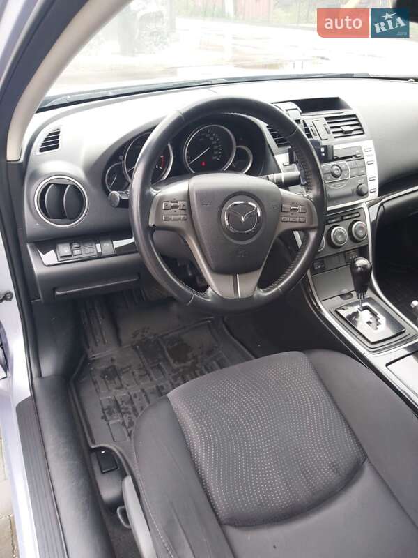 Седан Mazda 6 2008 в Рівному