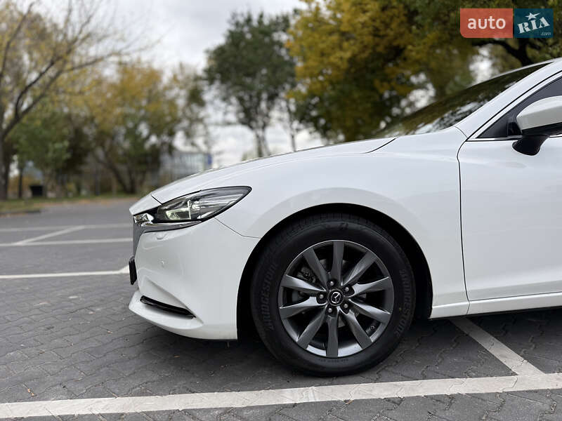 Седан Mazda 6 2018 в Киеве