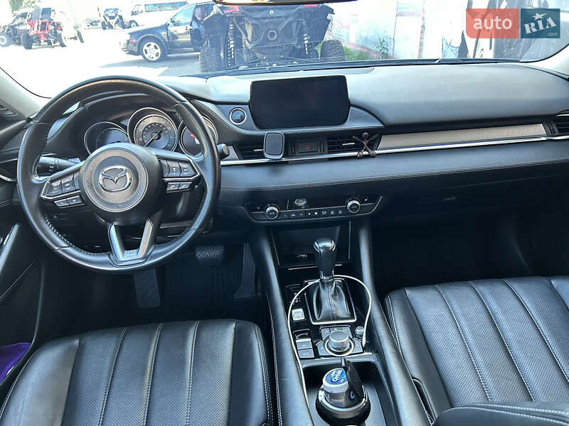 Седан Mazda 6 2018 в Киеве