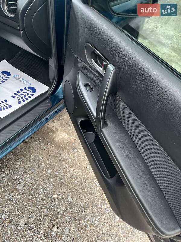 Седан Mazda 6 2005 в Житомирі