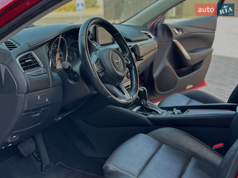 Седан Mazda 6 2017 в Дніпрі