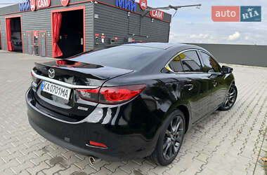 Седан Mazda 6 2016 в 