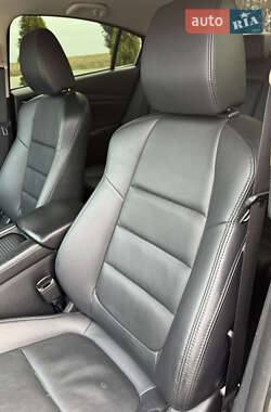 Седан Mazda 6 2016 в 