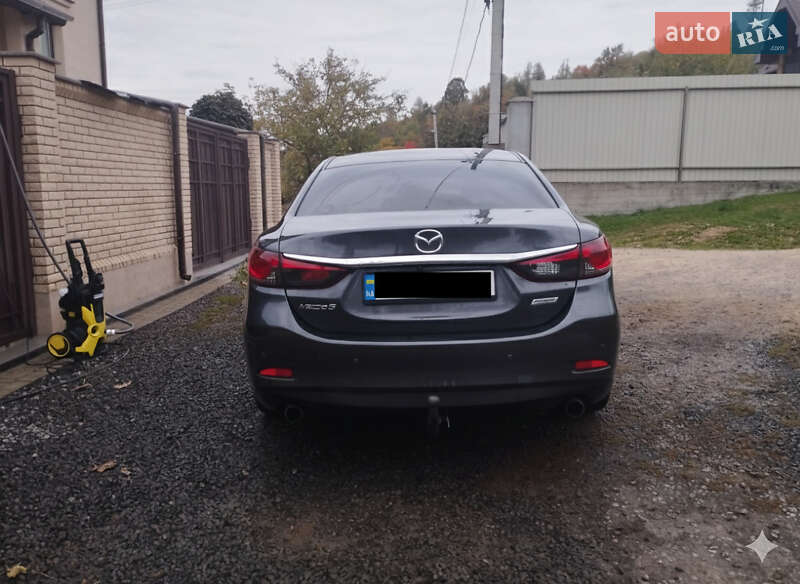 Седан Mazda 6 2014 в  фото Седан Mazda 6 2014 в