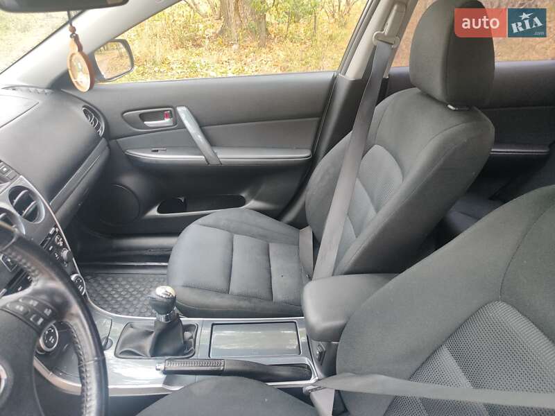 Седан Mazda 6 2005 в Миргороде