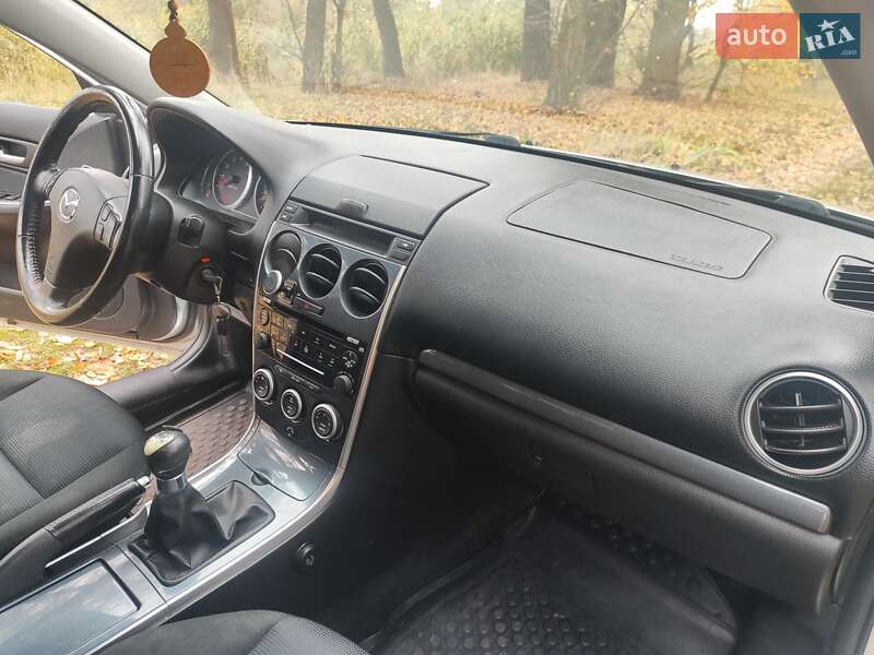 Седан Mazda 6 2005 в Миргороде