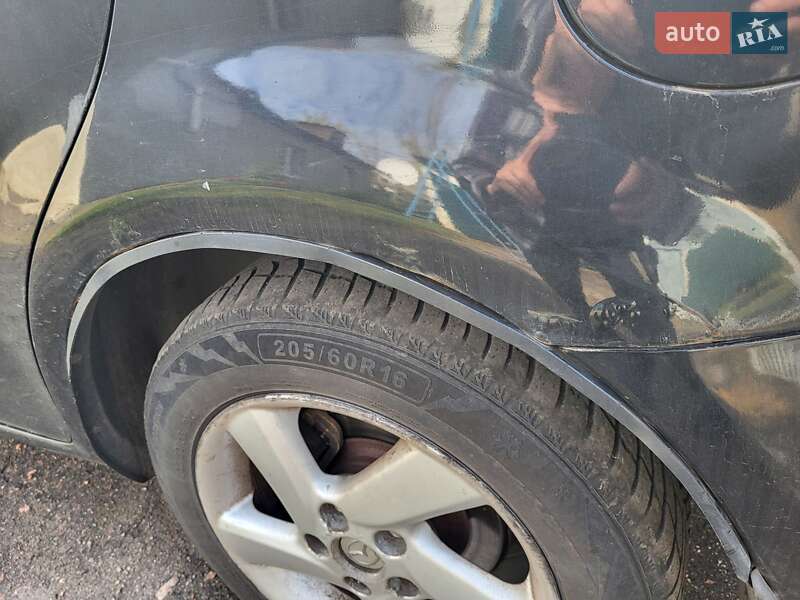 Седан Mazda 6 2004 в Новых Санжарах