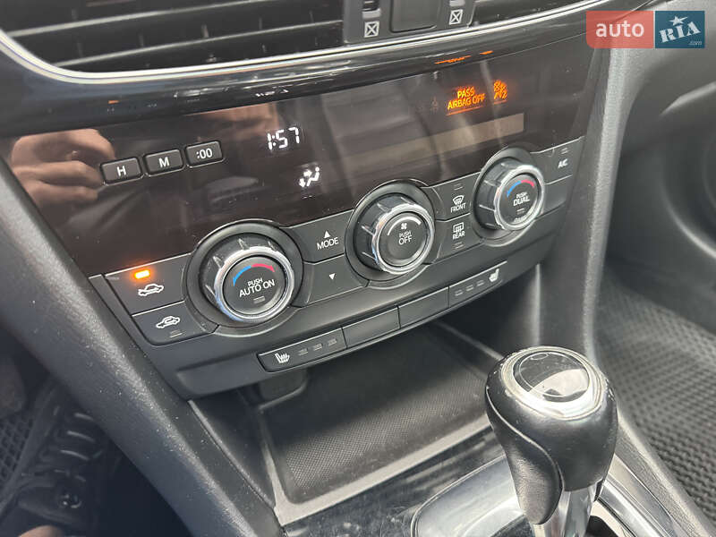 Седан Mazda 6 2013 в Киеве