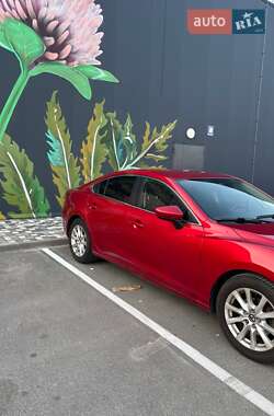 Седан Mazda 6 2015 в 