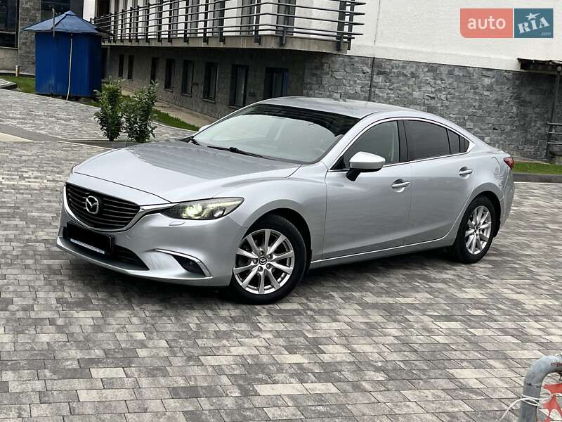 Седан Mazda 6 2016 в Мукачево