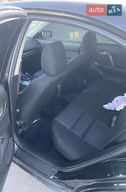 Ліфтбек Mazda 6 2005 в  фото 10 Ліфтбек Mazda 6 2005 в