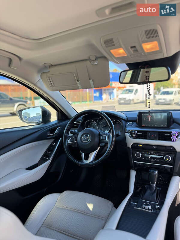 Седан Mazda 6 2016 в Калуші