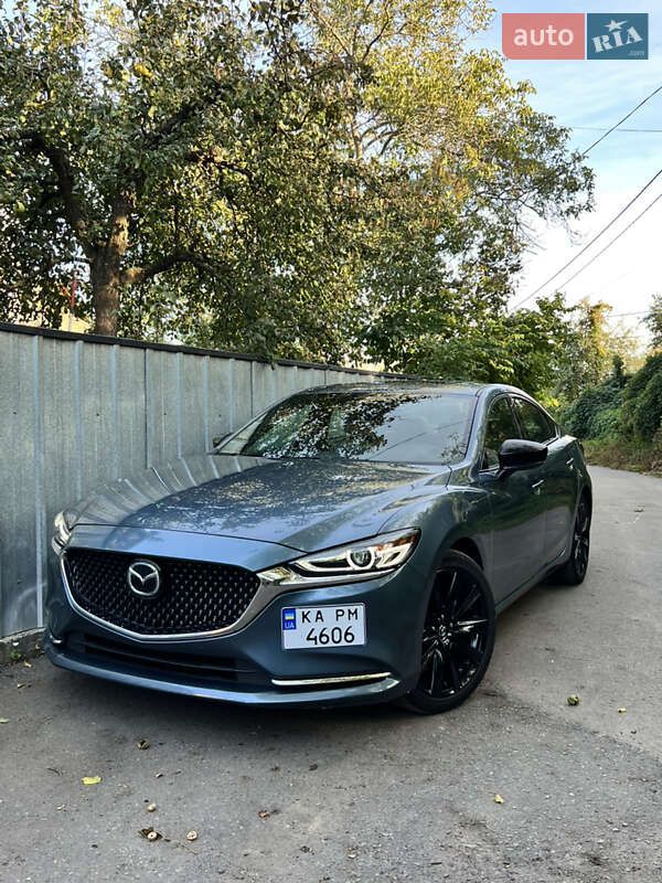 Седан Mazda 6 2018 в  фото Седан Mazda 6 2018 в