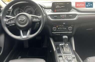 Седан Mazda 6 2017 в  фото 11 Седан Mazda 6 2017 в