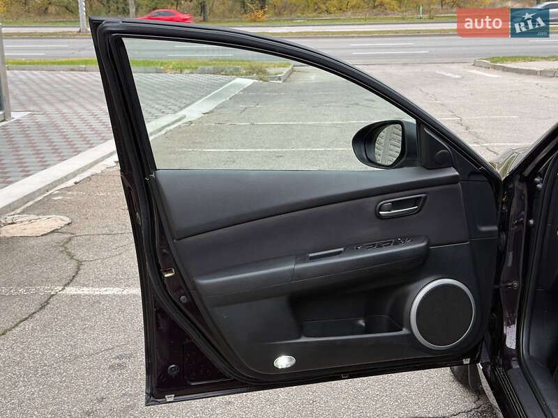 Седан Mazda 6 2007 в Запорожье